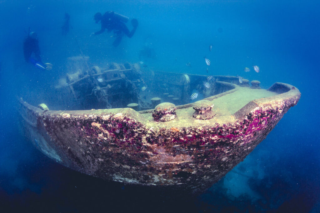 Dominican Republic: Shipwreck off the coast of Bayahíbe