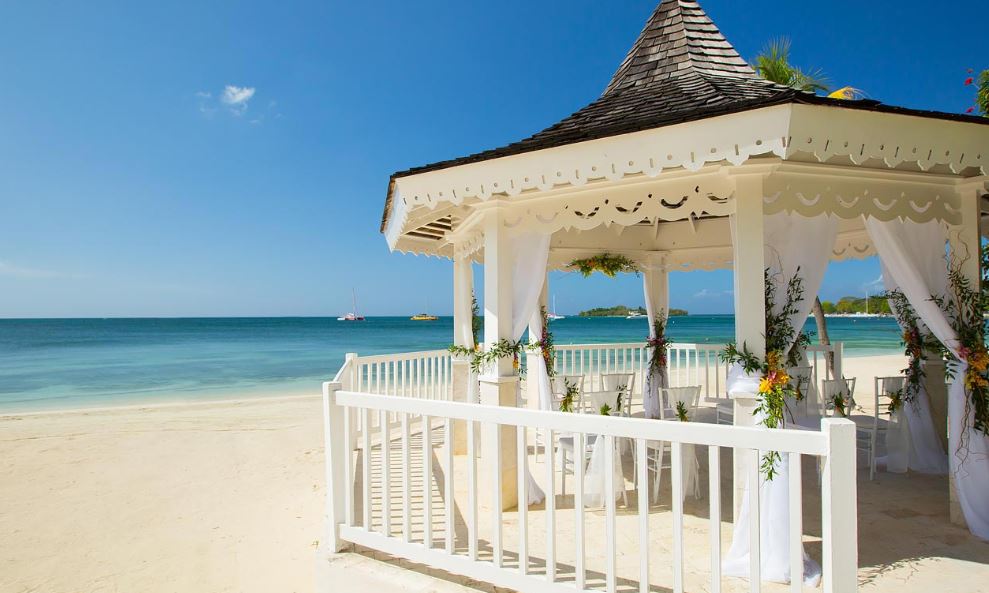 Sandals Negril - Oceanfront Gazebo